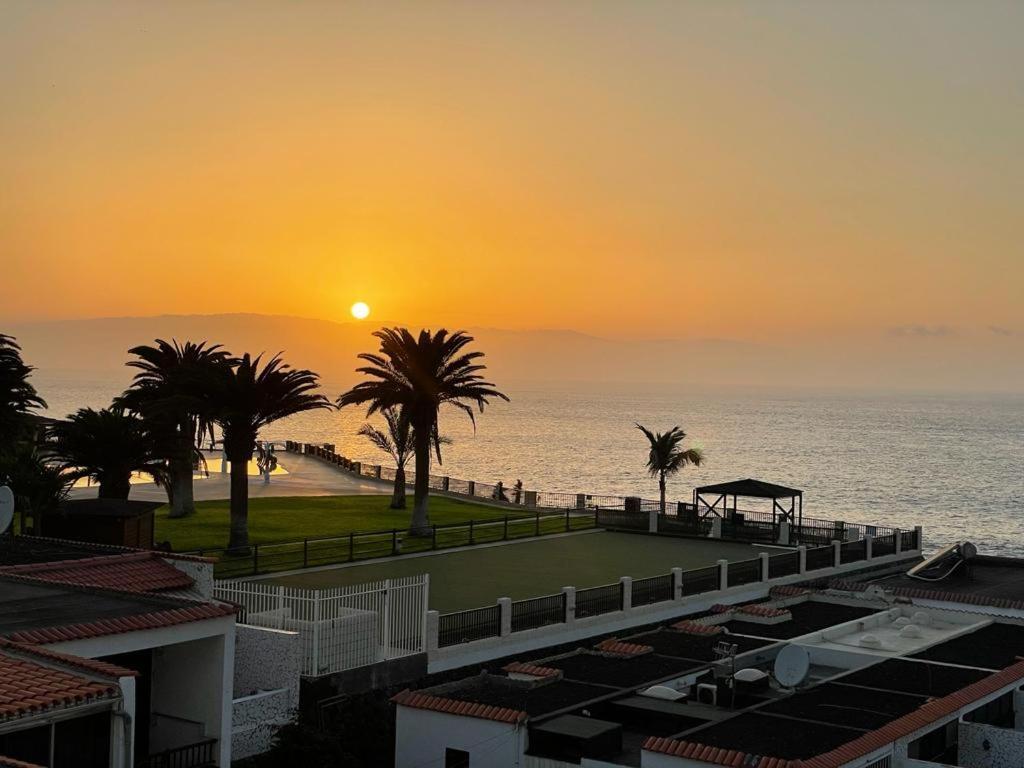 Ferienwohnung Amazing Atlantic And Breathtaking Mountains Views Acantilado de los Gigantes Exterior foto